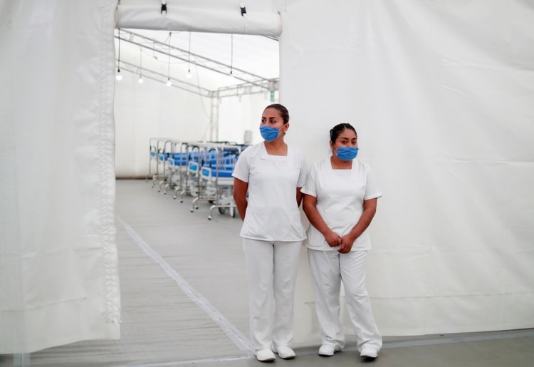 Las unidades médicas serán colocadas al lado de hospitales que operan en la CDMX. (Foto: Reuters)