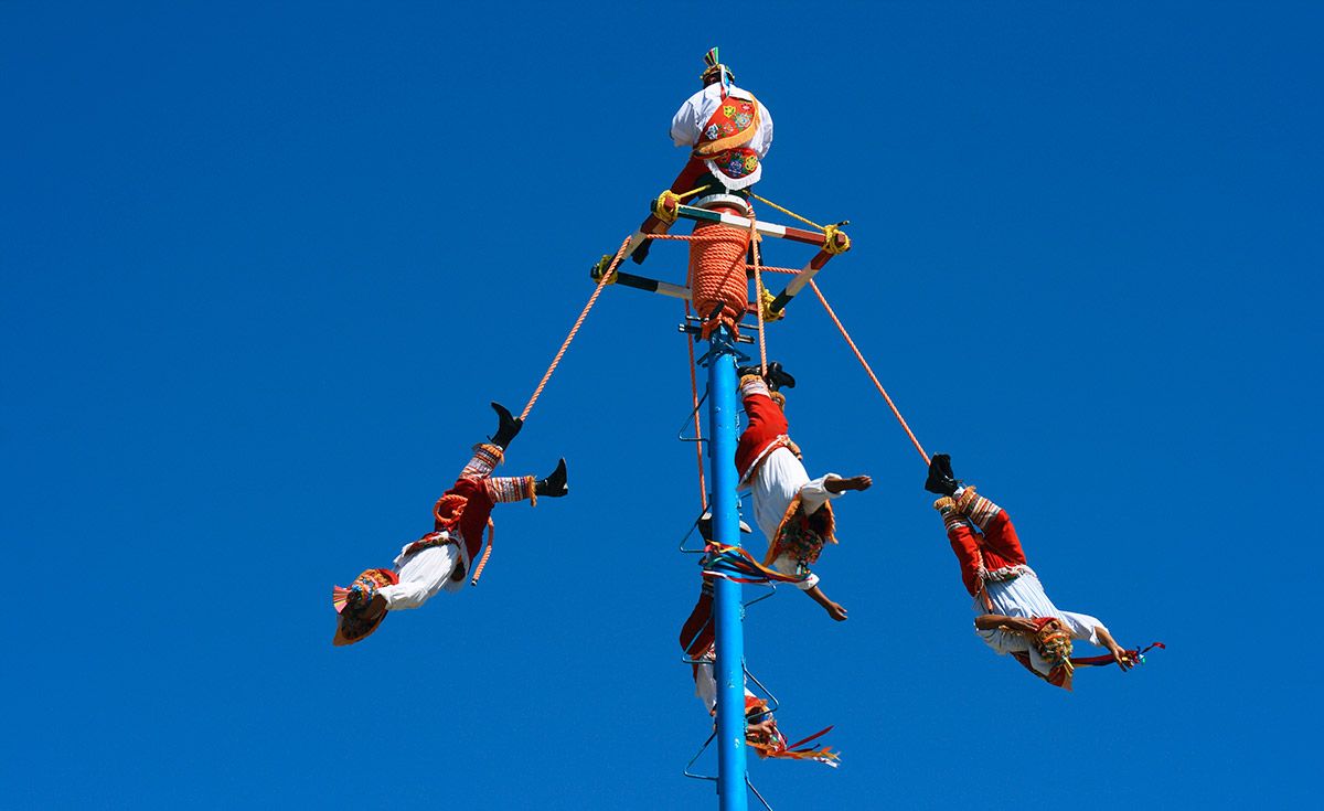 Resultado de imagen para voladores de papantla